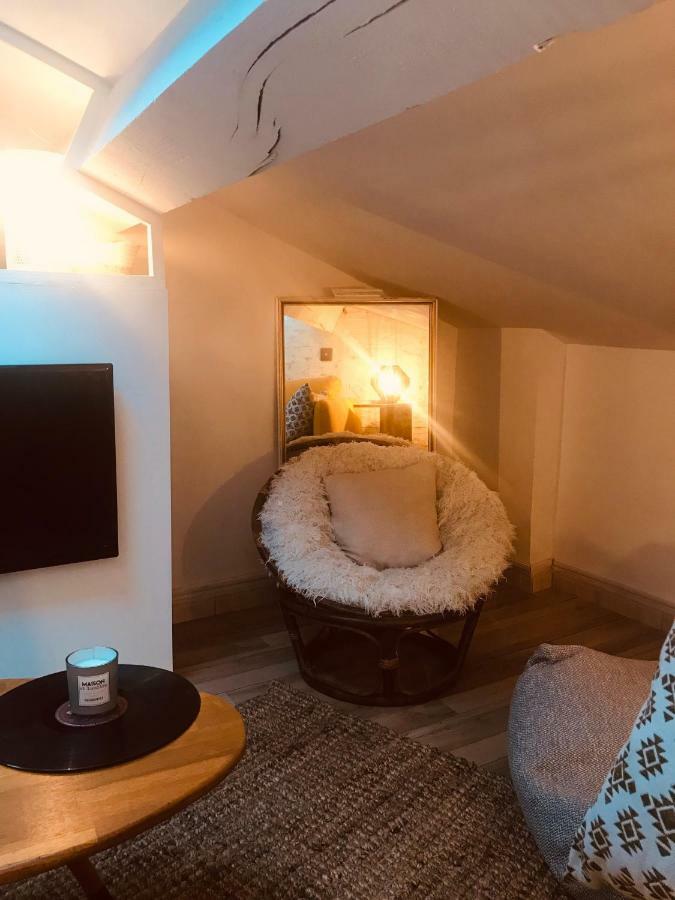 Appartement Lovely Studio 1bdr City Center Studio La Tête dans Les Étoiles à Cannes Extérieur photo